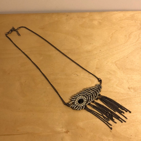 Jewelry - Dark dray rhinestone peacock feather necklace